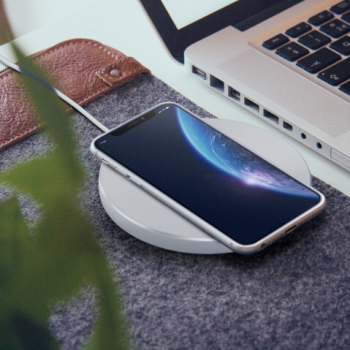 Statie de incarcare fara fir/Incarcator wireless Delight microUSB super-slim culoare alb putere iesire 1 5 A protectie incorporata la 