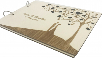 Guestbook pentru nunta din lemn - jurnal oaspeti - album photo amintiri - model cuplu 
