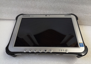 Panasonic Toughpad FZ-G1 Mk2 i5 4310U 4GB 128GB SSD cititor 2D GRAD B 