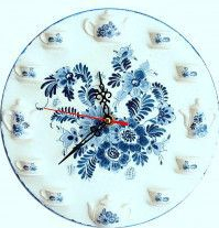 Ceas decorativ de perete cu motiv folk 1662 