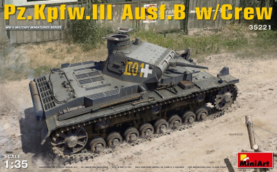 Miniart 35221 - 1 35 Pz.Kpfw.3 Ausf.B w/Crew - 5 figures 