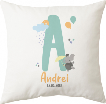 Perna personalizata patrata alba initiala nume si data nasterii poliester 40 40 cm 