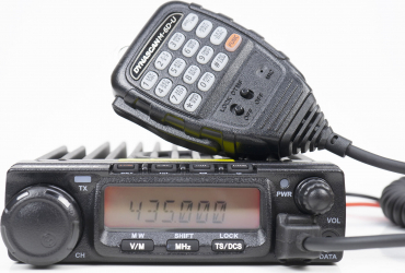 Statie radio Dynascan M-6D-U UHF 12V 200 canale Negru 
