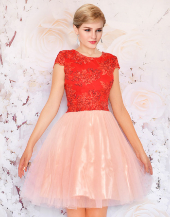 Rochie Kara cu broderie rosie marimea 40 L 