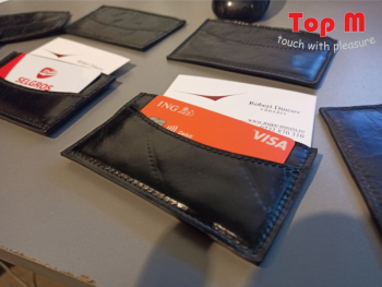 Port card piele naturala negru