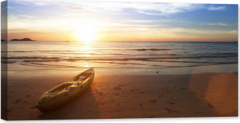 Tablou luminos in intuneric GlowforHome Canoe intins pe malul apei la apus 80 cm x 40 cm 