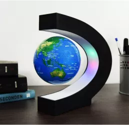Glob pamantesc plutitor in forma de litera C 