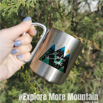 Cana Cadou Personalizata cu Carabiniera Outdoor Munte Drumetie Cabana Bocanci Overlanding 4x4 Gratar Padure - Munte - Explore More Mountain 