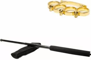 Set baston telescopic negru 64 cm + box craniu auriu 