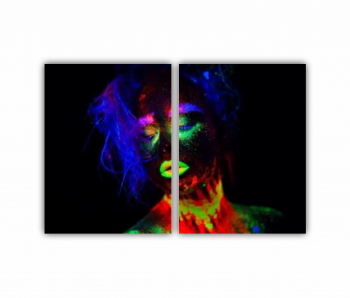 Set 2 Tablouri Multicanvas Femeie frumoasa par albastru si buze verzi in lumina neonului 2 0590 120X80 cm 