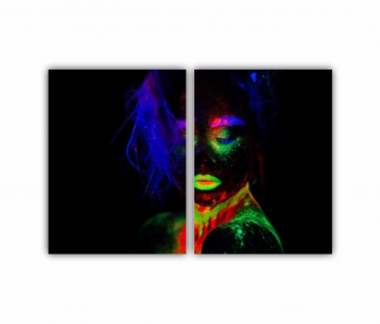 Set 2 Tablouri Multicanvas Femeie frumoasa par albastru si buze verzi in lumina neonului 3 0591 120X80 cm 