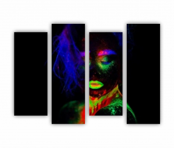 Set 4 Tablouri Multicanvas Femeie frumoasa par albastru si buze verzi in lumina neonului 3 0591 160X120 cm 