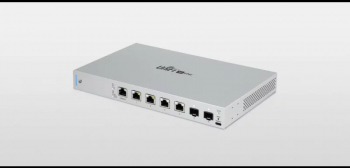 UBIQUITI UniFi 6 PORT SWITCH XG and US-XG-6POE and 