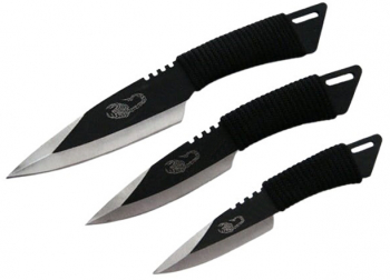 Set 3 cutite de aruncat IdeallStore® Scorpion King 24.5 cm negru husa inclusa 