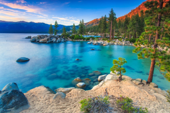 Fototapet de perete autoadeziv si lavabil Plaja pe lac in apus de soare 250 x 150 cm 