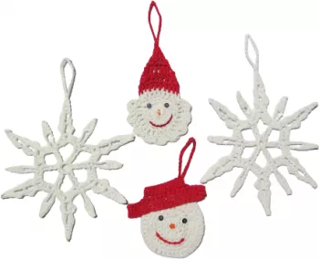 Set 4 globuri crosetate pentru bradul de Craciun HANDMADE bumbac mercerizat premium alb si rosu 