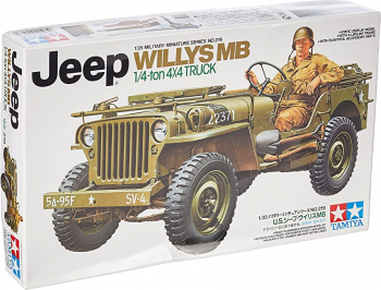 Kit de construit auto militar US Jeep Willys MB 4x4 cu 1 figurina / Lungime 9 cm / Scara 1 35 /14+ 
