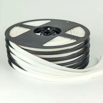 Banda Sanitara de Etansare Dimensiuni 8 mm x 6 m Grosime 2mm Material Siliconic Autoadeziva Foarte Rezistenta Alb 
