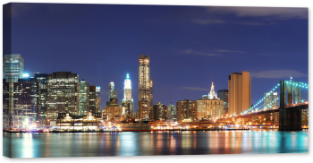 Tablou luminos in intuneric GlowforHome New York Manhattan Noaptea orizont zgarie nori 120 cm x 60 cm 