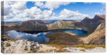 Tablou luminos in intuneric GlowforHome Panorama Lacului Porumbelului Dove Lake si Cradle Mountain 80 cm x 40 cm