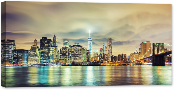 Tablou luminos in intuneric GlowforHome Vedere Panorama a orasului Manhattan Noaptea 120 cm x 60 cm 