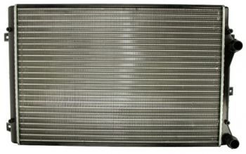 Radiator apa VW GOLF VI Variant AJ5 AVA Quality Cooling VW2207