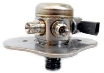 Pompa de inalta injectie BMW 1 cupe E82 BOSCH 0261520141 