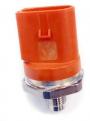 Senzor presiune combustibil VW MULTIVAN VI SGF SGM SGN BOSCH 0261545050 