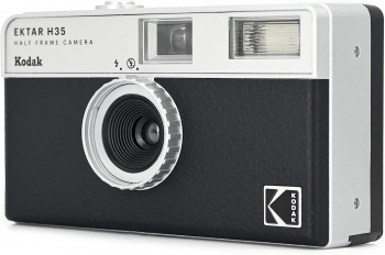 Aparat foto reutilizabil Kodak Ektar H35 cu film de 35 mm Negru