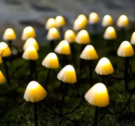 Lumini solare pentru gradina forma ciuperca 30 LED 6 metri incarcare solara 8 moduri de iluminare alb cald 