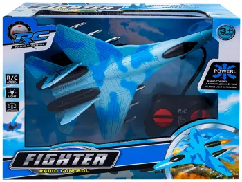 Avion militar cu RC 