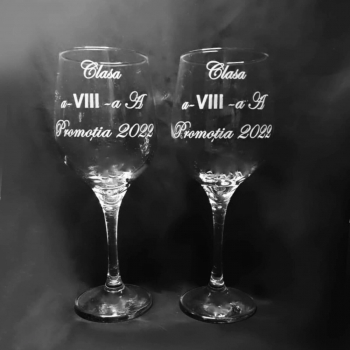 Set 2 pahare de vin personalizate prin gravura Clasa a VIII-a - KLTM211012 - 23h Events 
