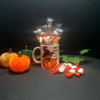 Set cadou Halloween - Pumpkin - cu cana ceramica si dulciuri - KLTM310002 - 23h Events 