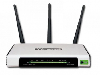Ubiquiti USW-Pro-8-PoE-EU An 8-port Layer 3 switch with PoE+ and PoE++ output. 