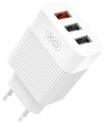 Adaptor cu priza si trei porturi USB QC 100-240 V Alb 