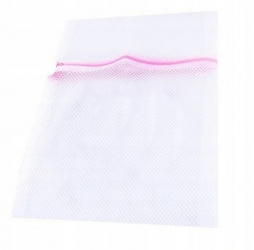 Saculet pentru spalarea lenjeriilor intime Zola® din plasa cu fermoar alb 70x50 cm 