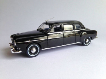 Macheta auto Renault Fregate Eisenhower Tour Charles de Gaulle 1959 1 43 