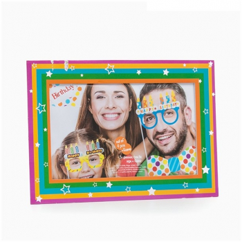 Set cu 5 accesorii cu chenar tip tablou pentru facut poze amuzante la onomastici 47 x 33 x 0 5 cm Multicolor 