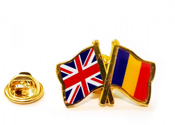 Insigna pin steag Romania si Marea Britanie 