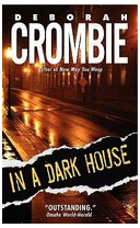 In a Dark House - Deborah Crombie 