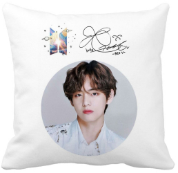 Perna Decorativa BTS V cu semnatura 40x40 cm Alba Mata Husa Detasabila Burduf 