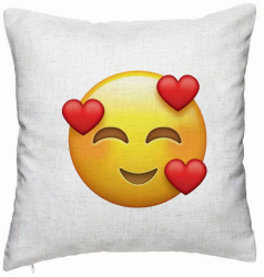 Perna Decorativa Model Emoji In Love 40x40 cm Alb Murdar Husa Detasabila Burduf 