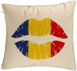 Perna Decorativa Model Romanian Kiss 40x40 cm Bej Husa Detasabila Burduf 
