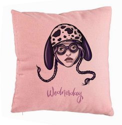 Perna Decorativa Model Wednesday Addams 1 40x40 cm Roz Husa Detasabila Burduf