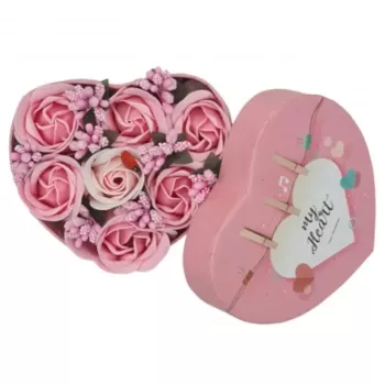Aranjament floral 7 trandafirii cutie inima flori de sapun roz alb 11x9x6 cm 