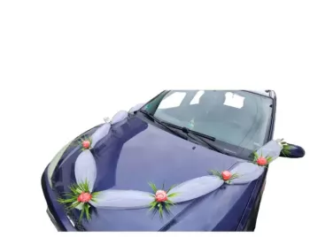Aranjament floral masini tematica nunta rosu 3 m trandafiri 
