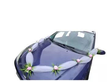 Aranjament floral masini tematica nunta roz 3 m trandafiri 