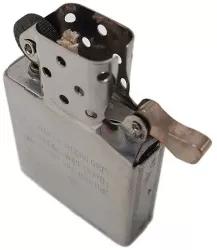 Interior Bricheta Benzina Tip Zippo cu Fitil Piatra Vata 