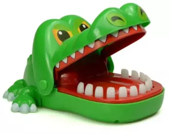 Jucarie crocodil care musca dentist 12.5 x 10.5 x 6 cm 