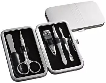 Set de manichiura din cinci piese 